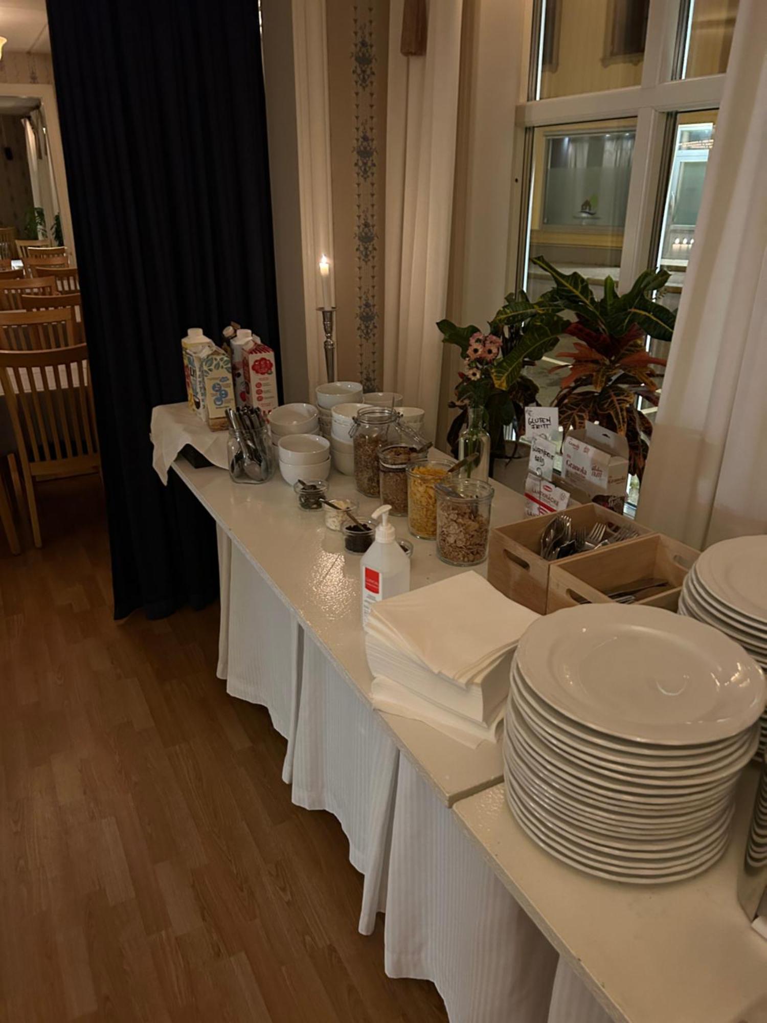 Hotell Hertig Karl Filipstad Bagian luar foto