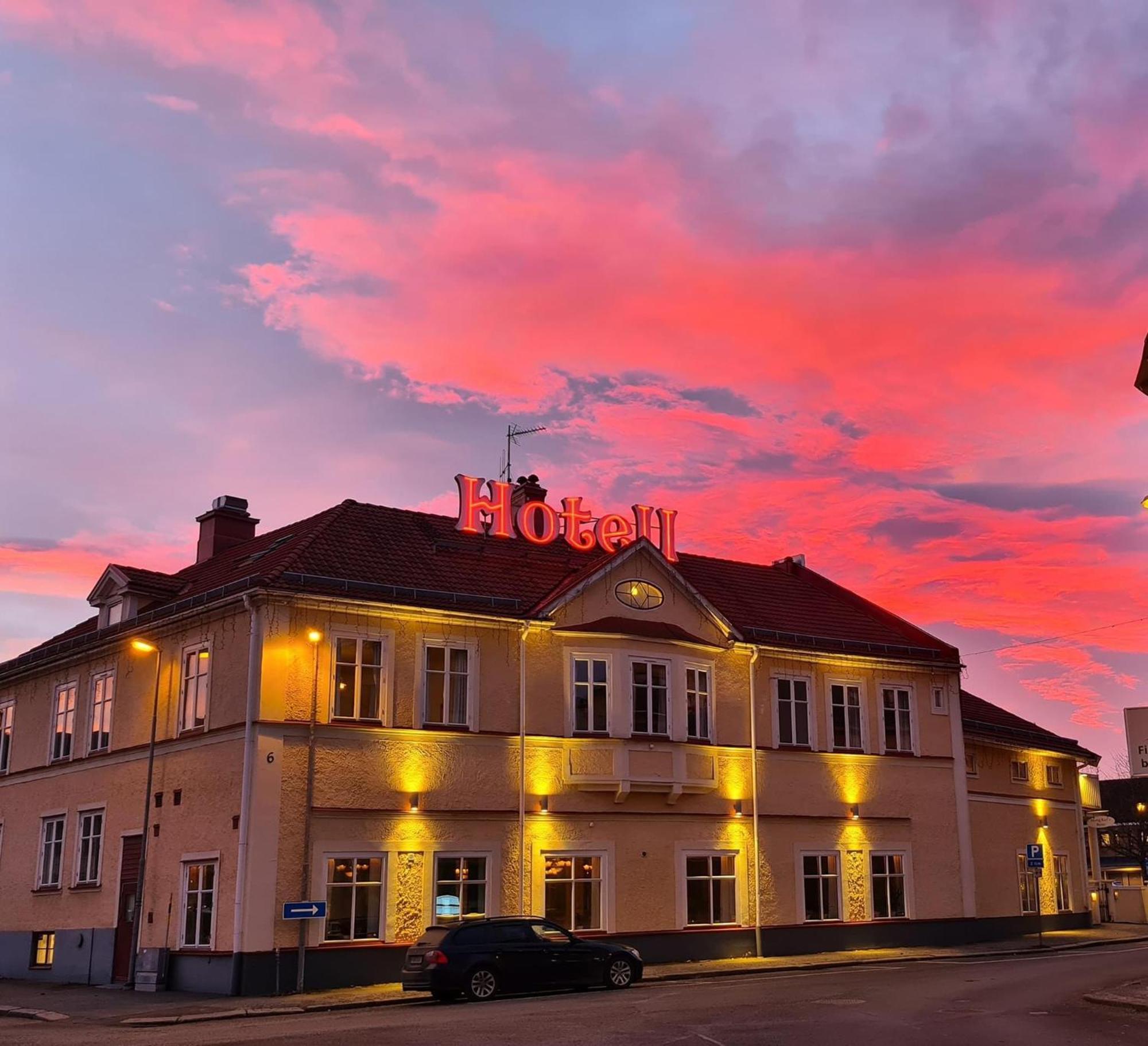Hotell Hertig Karl Filipstad Bagian luar foto